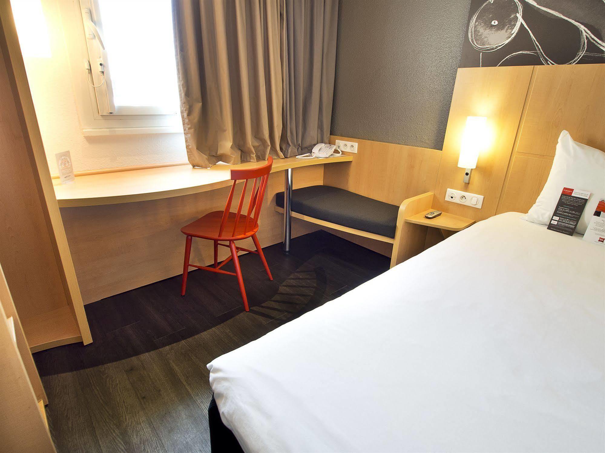 Ibis Paris Montmartre Sacre-Coeur Hotel Ngoại thất bức ảnh